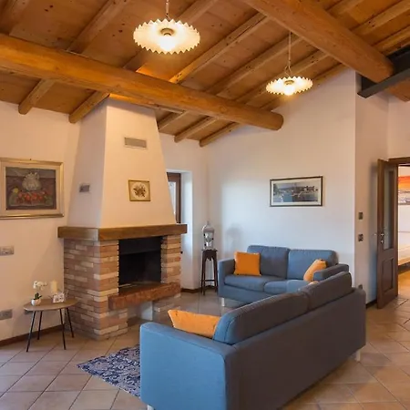 Lucia Coi-quiet And View Villa *