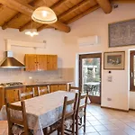 Lucia Coi-quiet And View Villa *